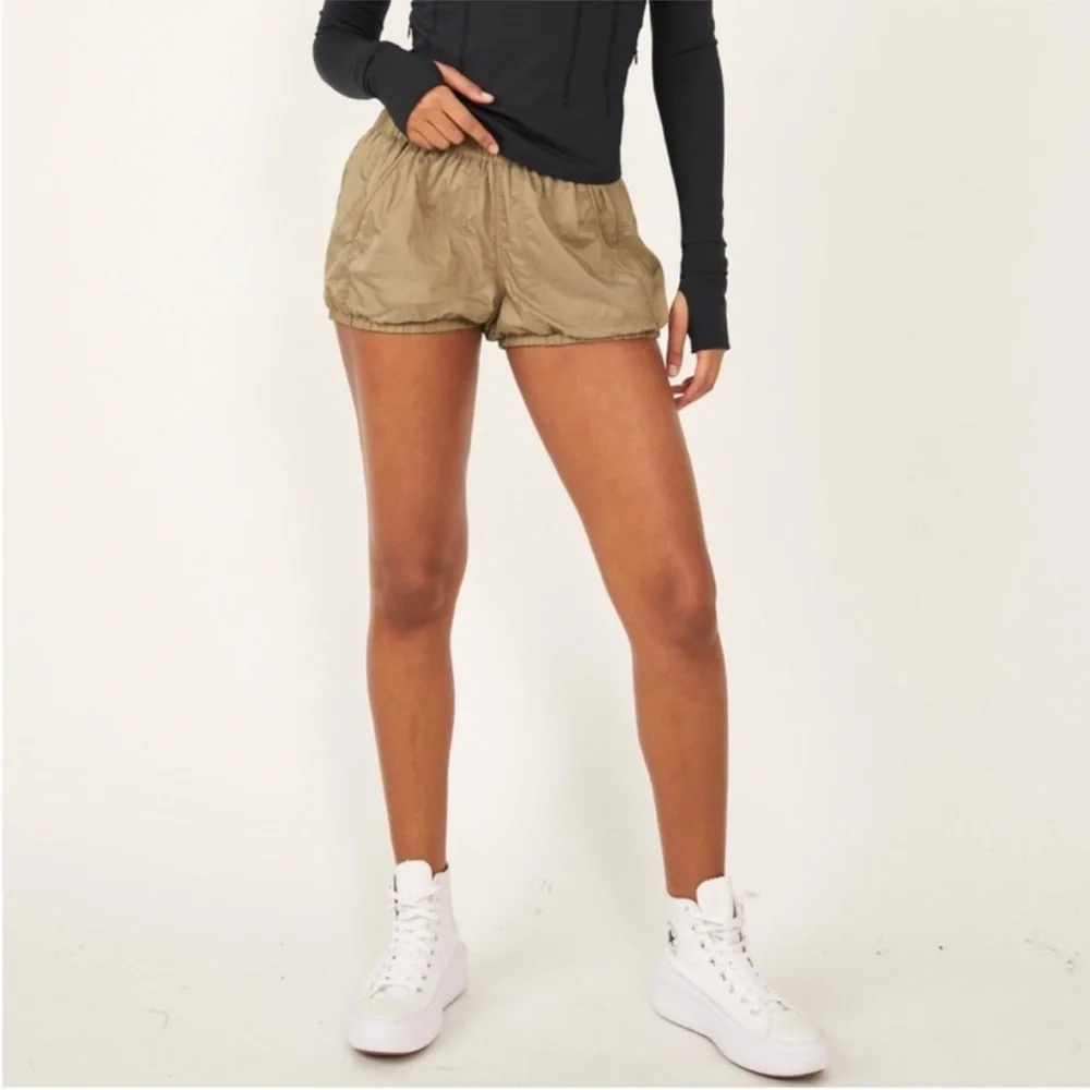 NWT Free People Movement Sunshine Bubble Hem Shorts in Desert Taupe